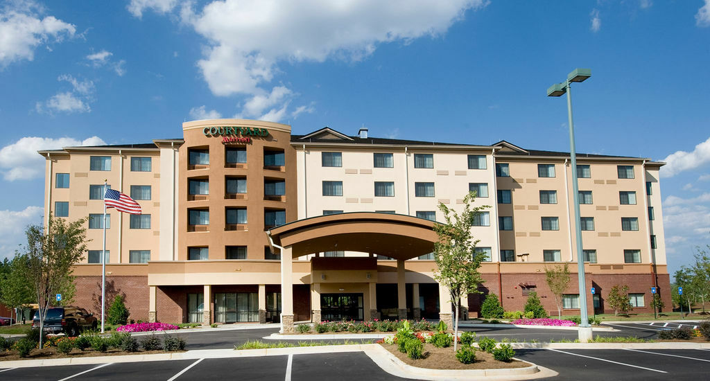Courtyard By Marriott Atlanta Buford Mall Of Georgia Eksteriør billede